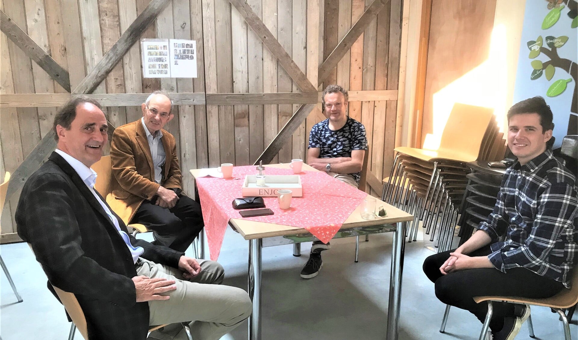 Afgelopen weekend is in Stadstuin Rusthout met de PvdA het eerste gesprek gevoerd over de Lokala Energie Strategie (foto: pr).
