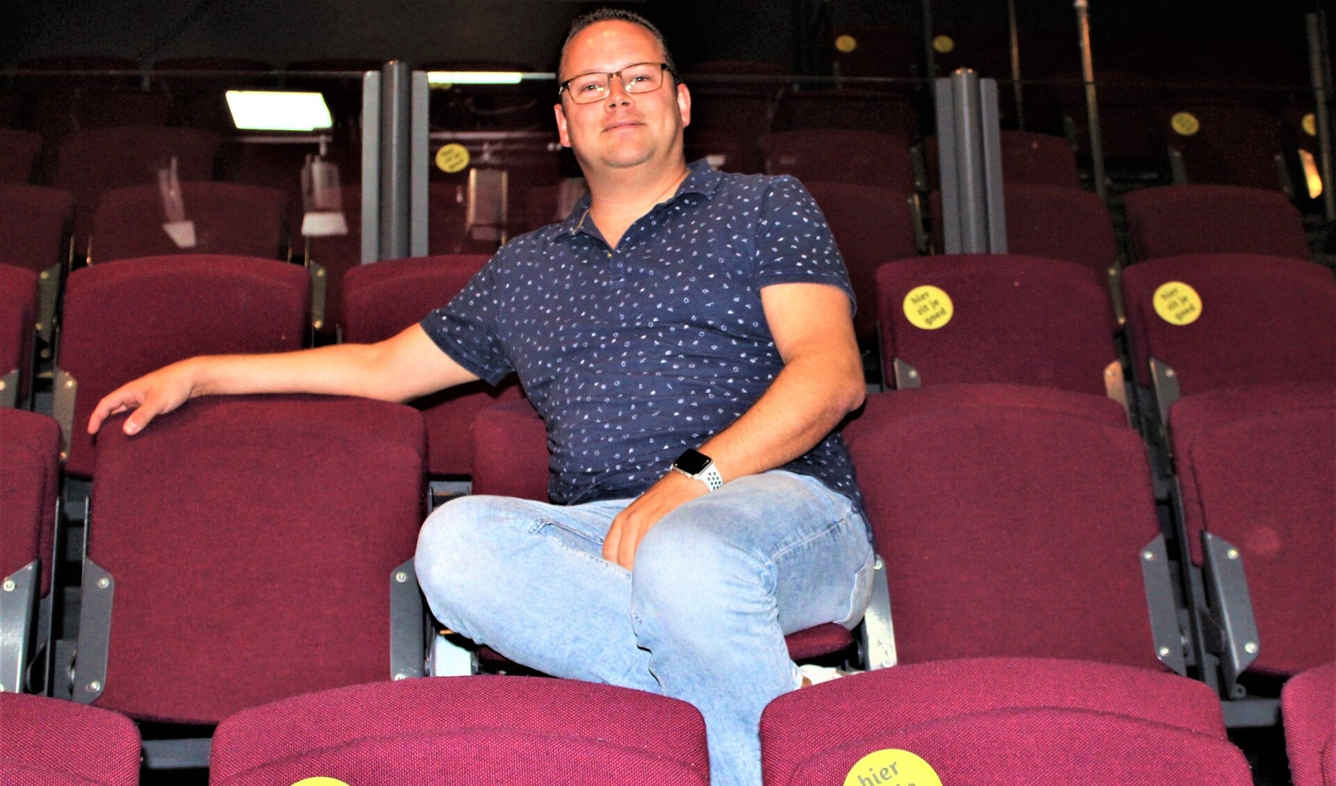 Oscar van Schijndel in Het Veur Theater (foto: DJ).