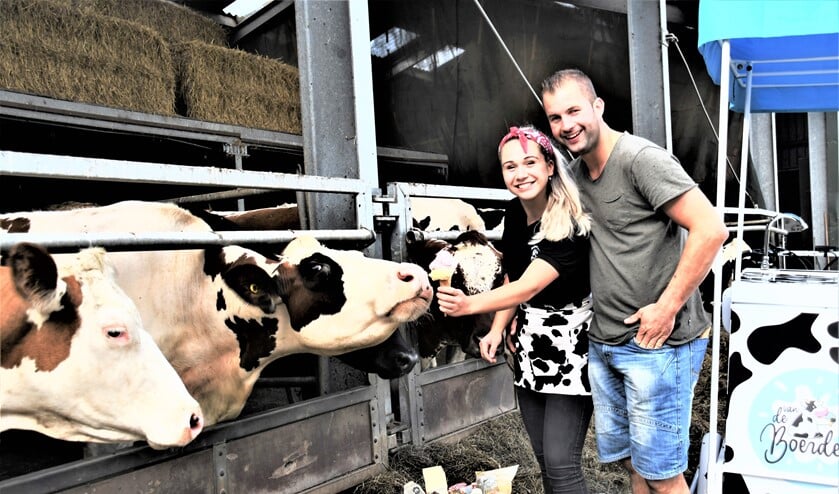 <p>Rick van Boheemen en Demi Olsthoorn zijn samen met de ouders van Rick de Ondernemer van het jaar 2020 geworden (foto: PR).</p>