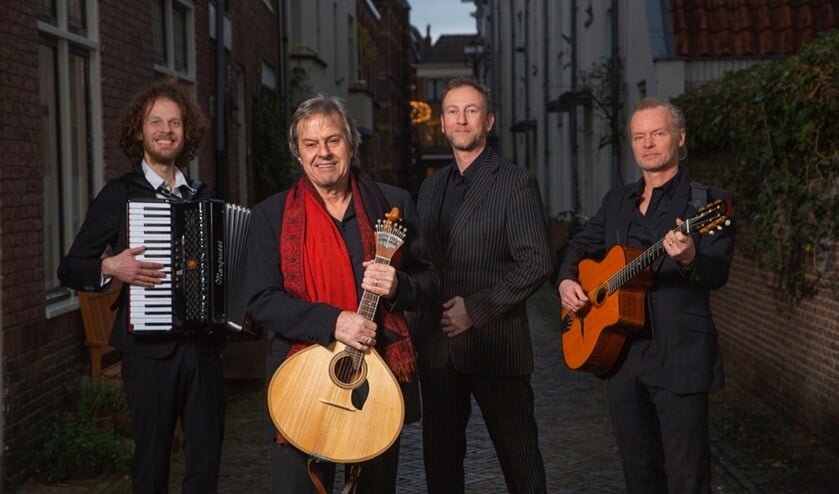 <p>Naast fado-arrangementen van bekende nummers speelt Quatro Venos de in hun ogen mooiste fado’s die ooit zijn geschreven (foto: F. Moll).</p>