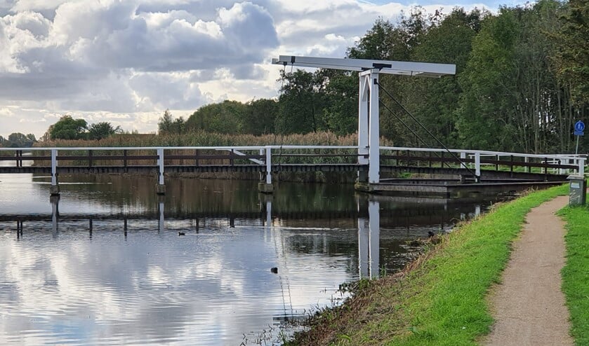 <p>Weet u waar deze brug ligt? Dan bent u een echte lokale natuurkenner.</p>