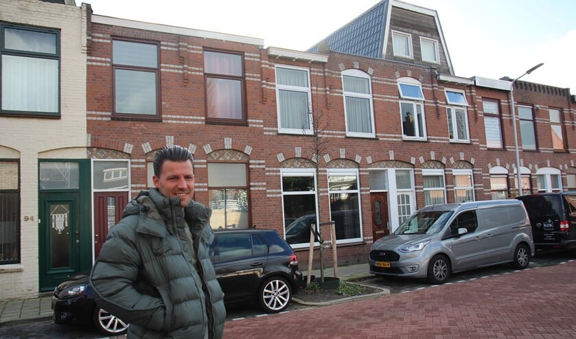 <p>Mike van der Ende vindt het niet meer dan logisch dat hij net als zijn buren een dakopbouw kan aanbrengen.</p>