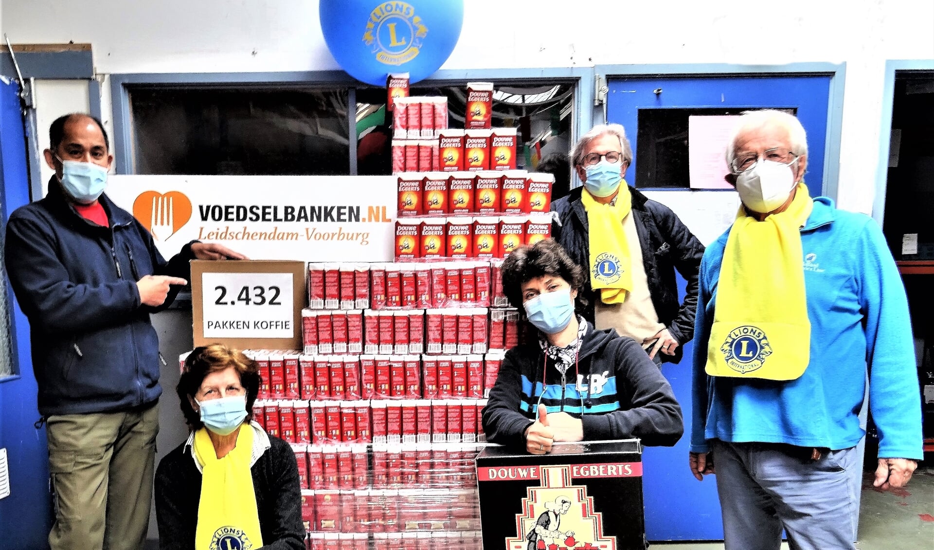 De actie van vorig jaar leverde 2.432 pakkenkoffie op voor de Voedselbank Leidschendam-Voorburg (archieffoto: pr Lions). 
