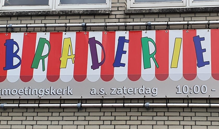 Iedereen is welkom bij de braderie in de Ontmoetingskerk.
