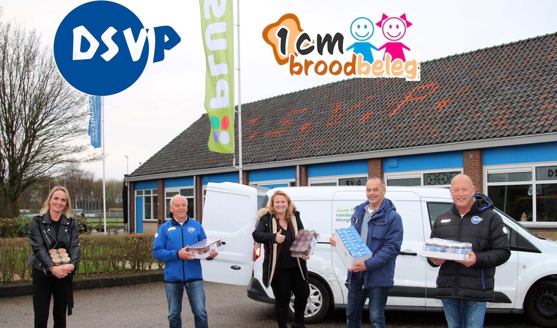 Janine Kruese, Rob Brandenburg van de DSVP-businessclub, Sabine Zondag van de PLUS, Ton Zwinkels en DSVP-voorzitter Peter de Jong.