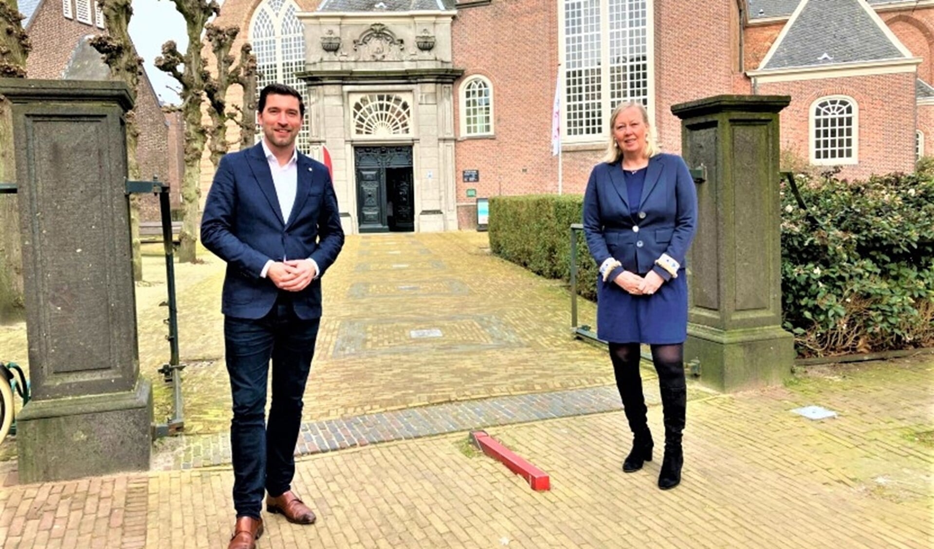 Robert van Asten, wethouder Mobiliteit gemeente Den Haag, en Astrid van Eekelen, wethouder Bereikbaarheid gemeente Leidschendam-Voorburg (foto:pr).