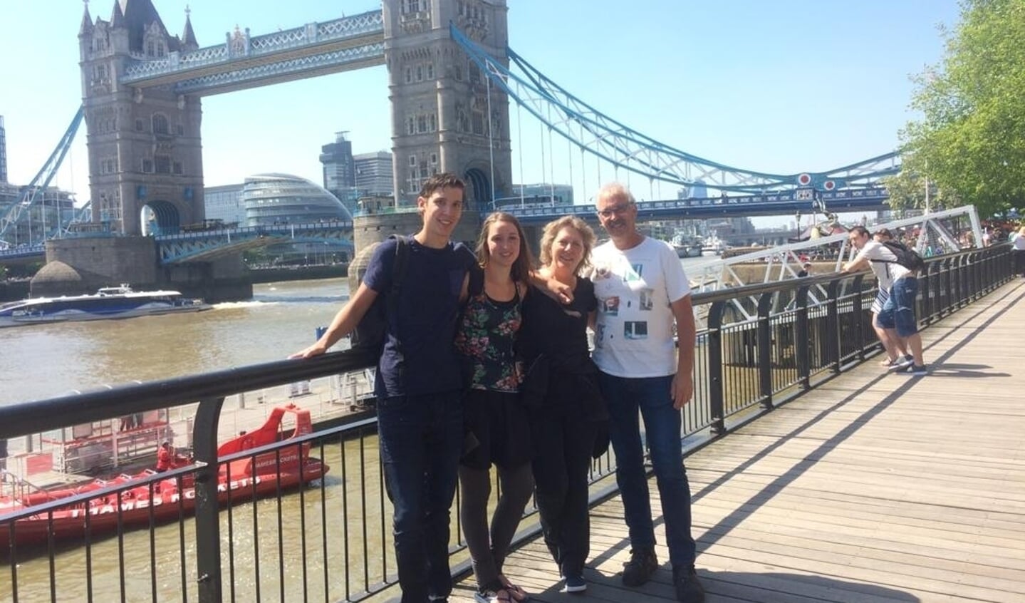 Het gezin tijdens een uitje in Londen.