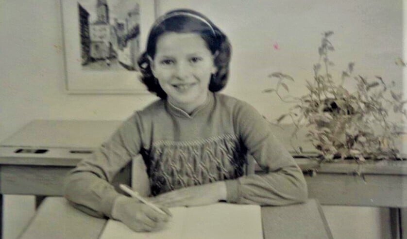 <p>Schoolfoto Elly Smeenk.</p>