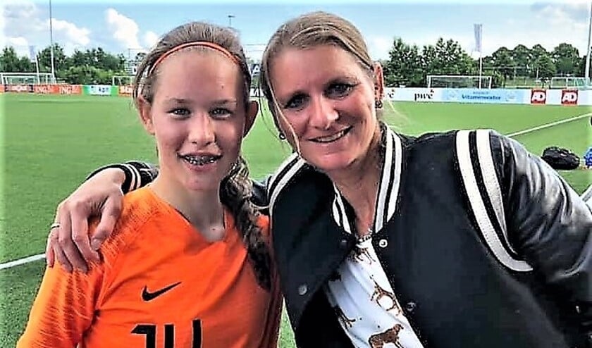 Deau den Turk moeder Shirley van der Mark (foto: pr).