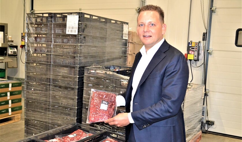 <p>Lennert Luiten: ‘Van al onze producten weten we exact waar het vandaan komt, hoe het heeft geleefd en dat er goed voor het dier is gezorgd’ (foto: Inge Koot). </p>