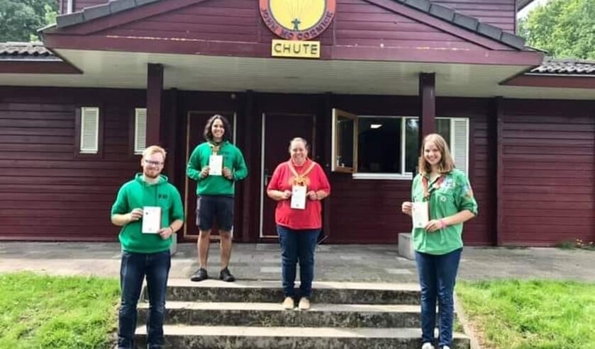 Scoutingvrijwilligers in zonnetje gezet.