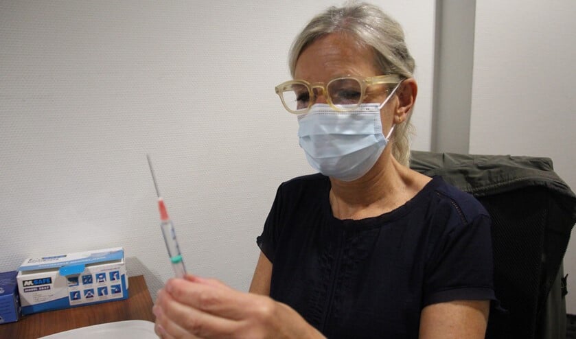 <p>De vaccinatiespuit komt steeds dichterbij... </p>