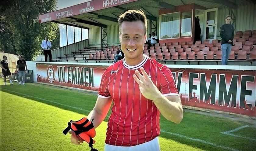 <p>Justin van Rijswijk speelde nog niet veel in het eerste van RKAVV maar heeft toch al 4 keer gescoord, waaronder de winnende in Emmen.</p>