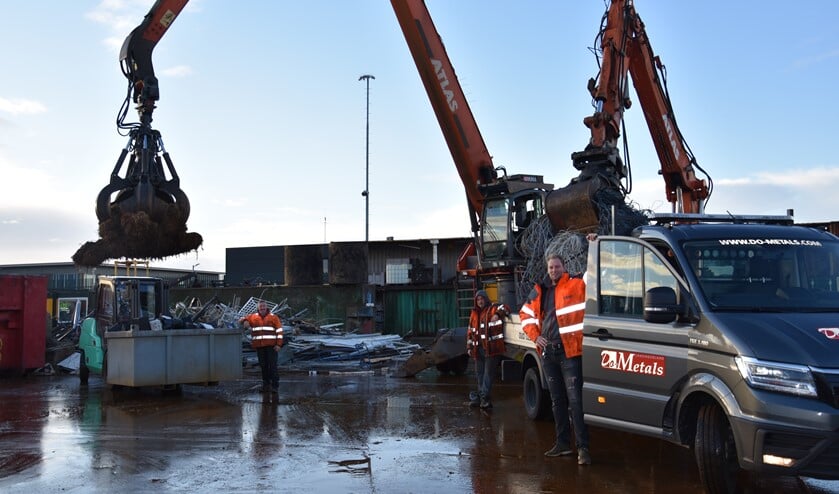 Do- Metals is milieubewust en werkt met de nieuwste voertuigen in de vloot die beschikken over Stage 5 en Euro 6 motoren, dit zijn de nieuwste en schoonste motoren die er zijn.