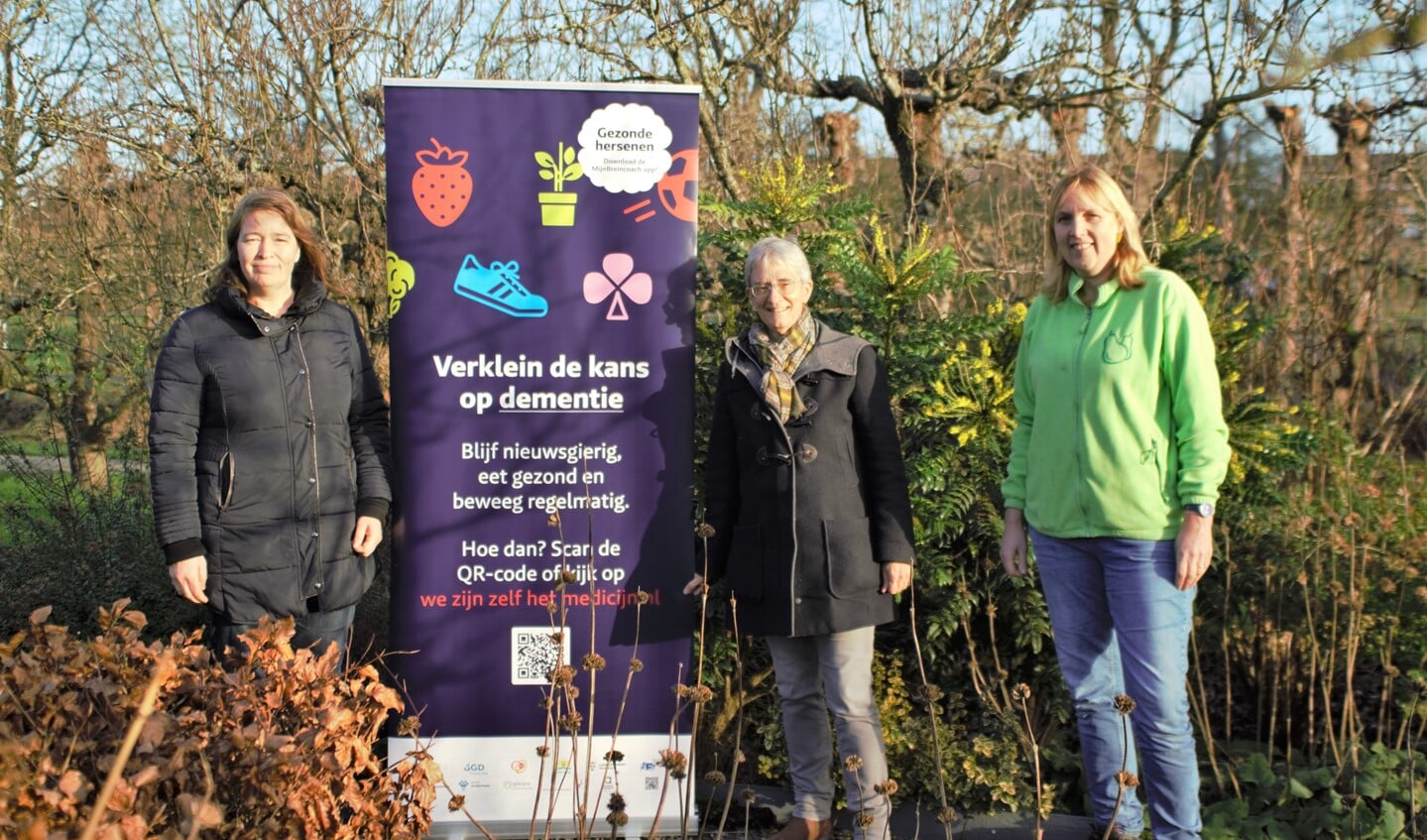 Annemieke Tas, Anja Lens en Suzanne Verboon willen mensen bewust maken wat ze zelf kunnen doen om de kans op dementie te verkleinen. Foto: Robbert Roos