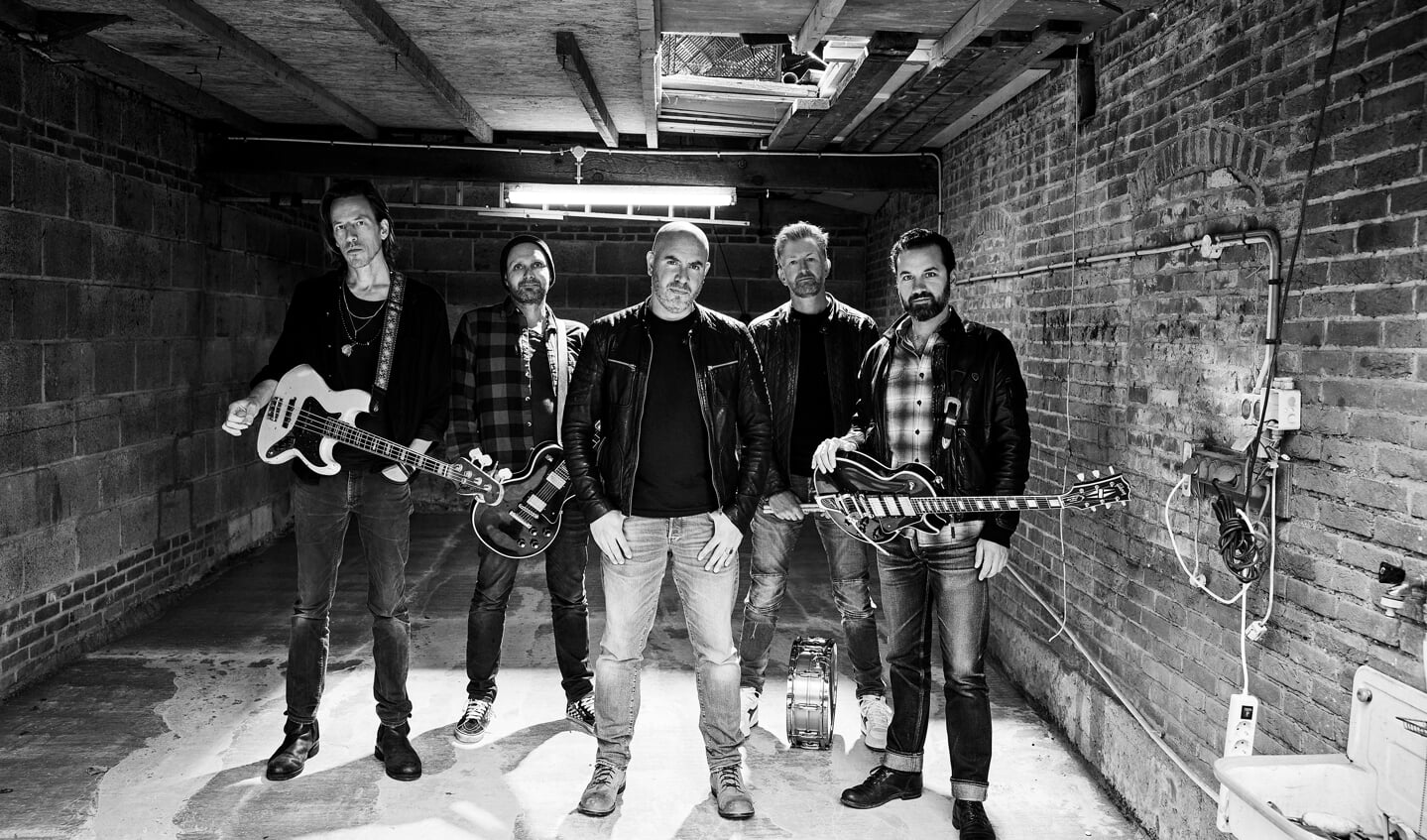 Jeroen van Koningsbrugge sings Pearl Jam