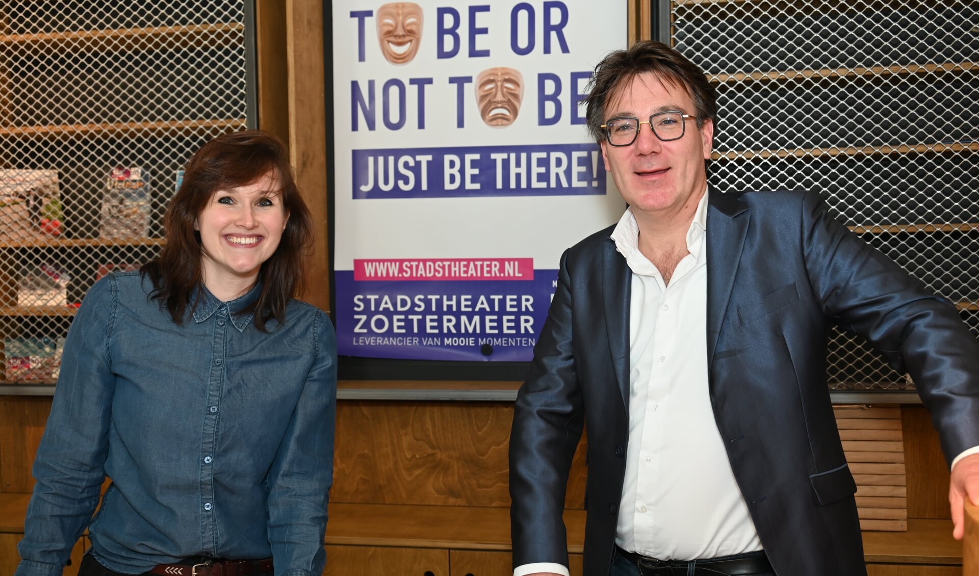 Karin Beukers en Hilko Folkeringa hopen dat publiek het Stadstheater weer weet te vinden. Foto: Gerard van Warmerdam