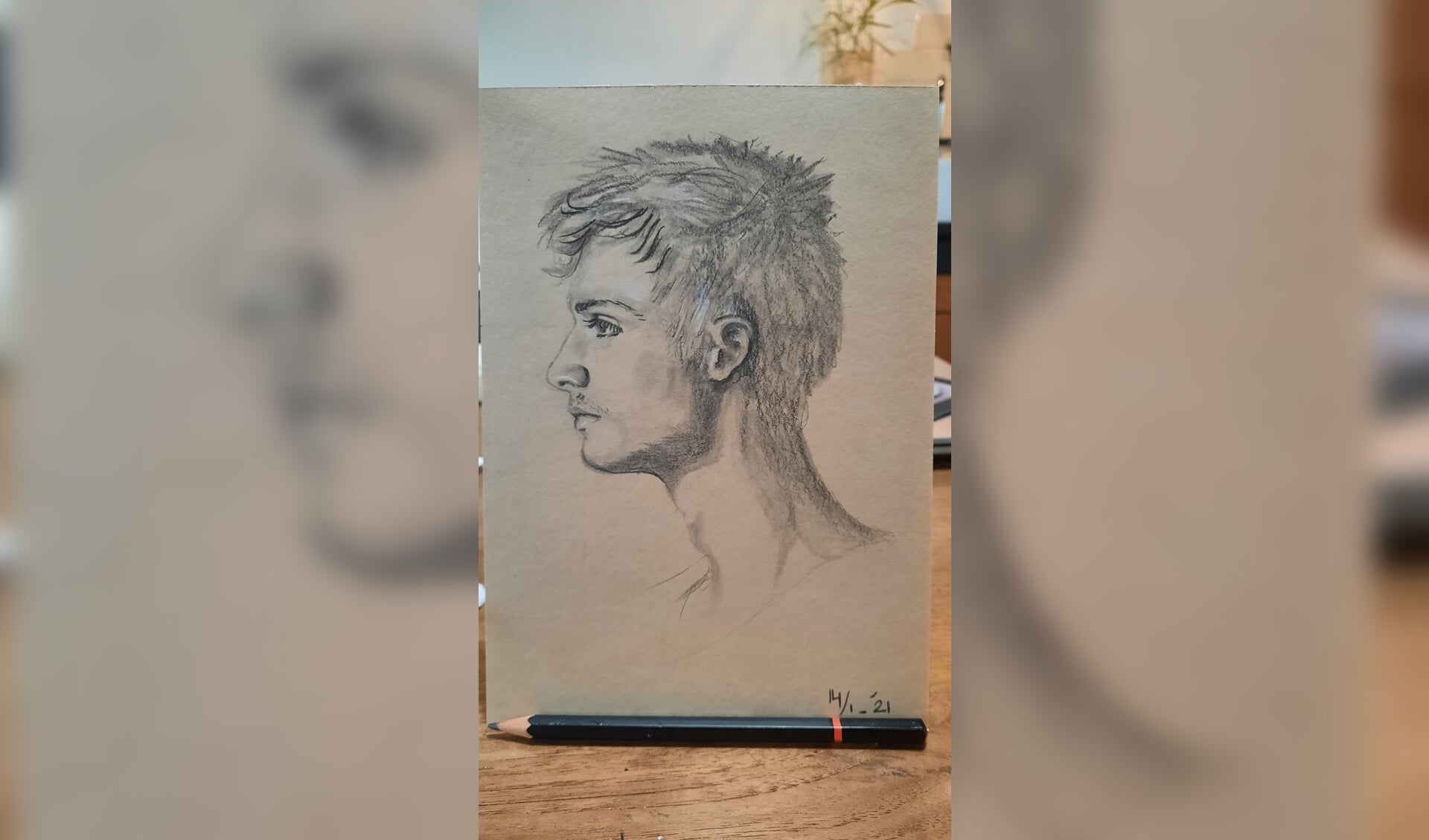 Leer hoe je een realistisch portret kan tekenen.