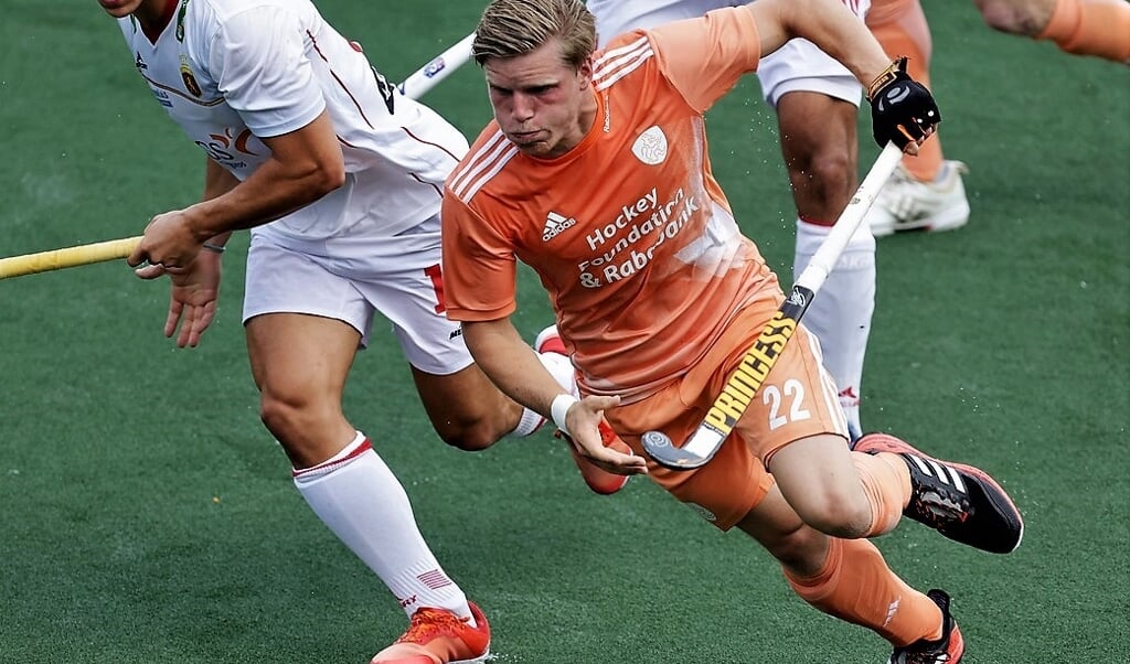 Koen Bijen scores in the first World Cup of Hockey