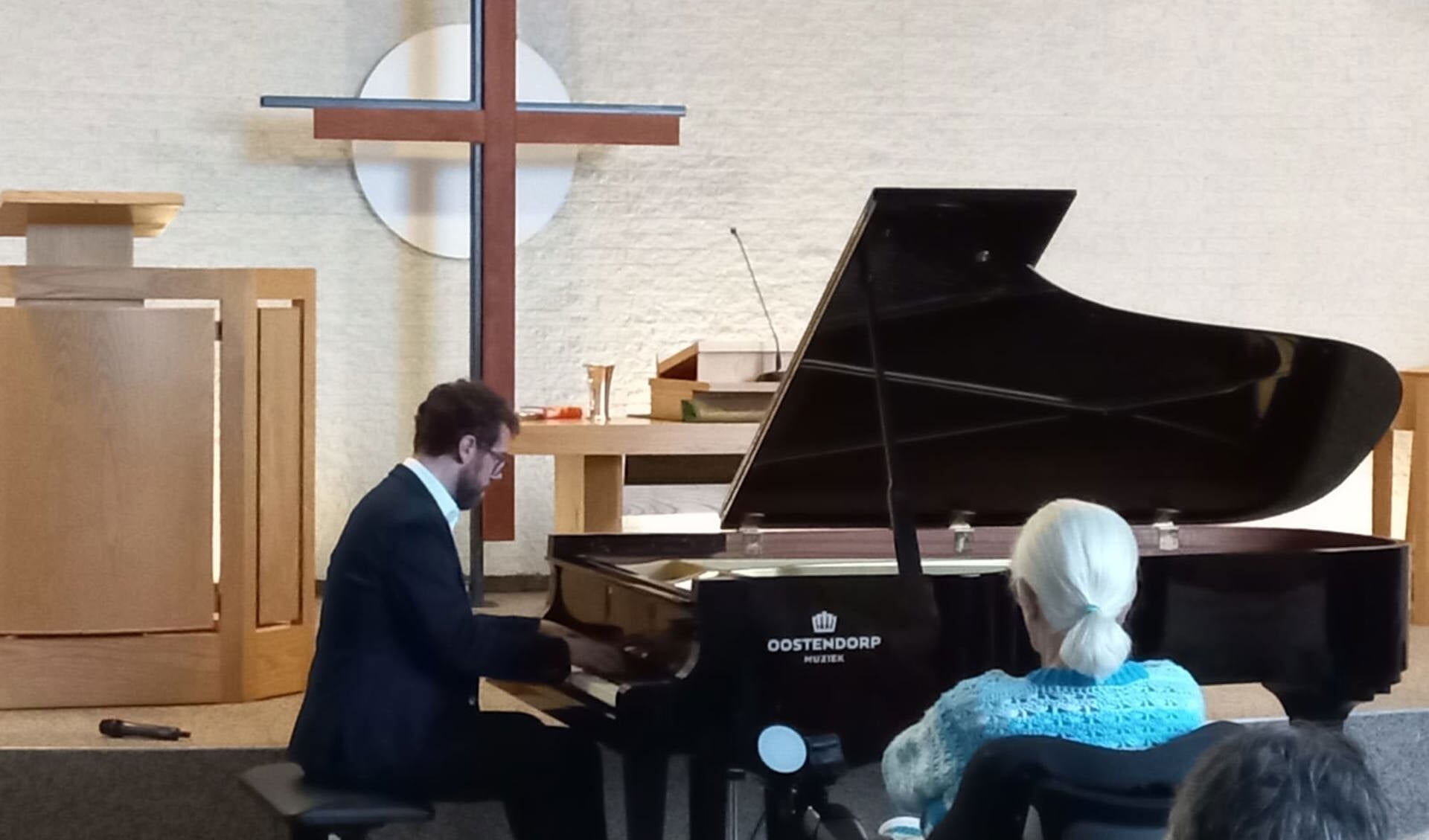Andrew Wright speelde voor de tweede maal tijdens een Ontmoetingskerklunchconcert.