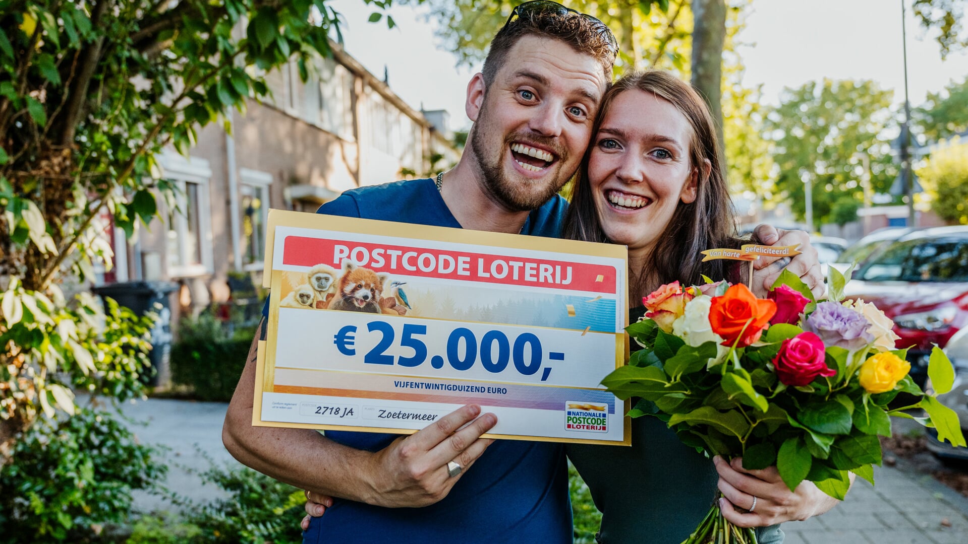 Rob en Monica wonnen 25.000 euro en gaan het geld onder meer gebruiken voor hun huwelijksfeest. Foto: Amy van Leiden