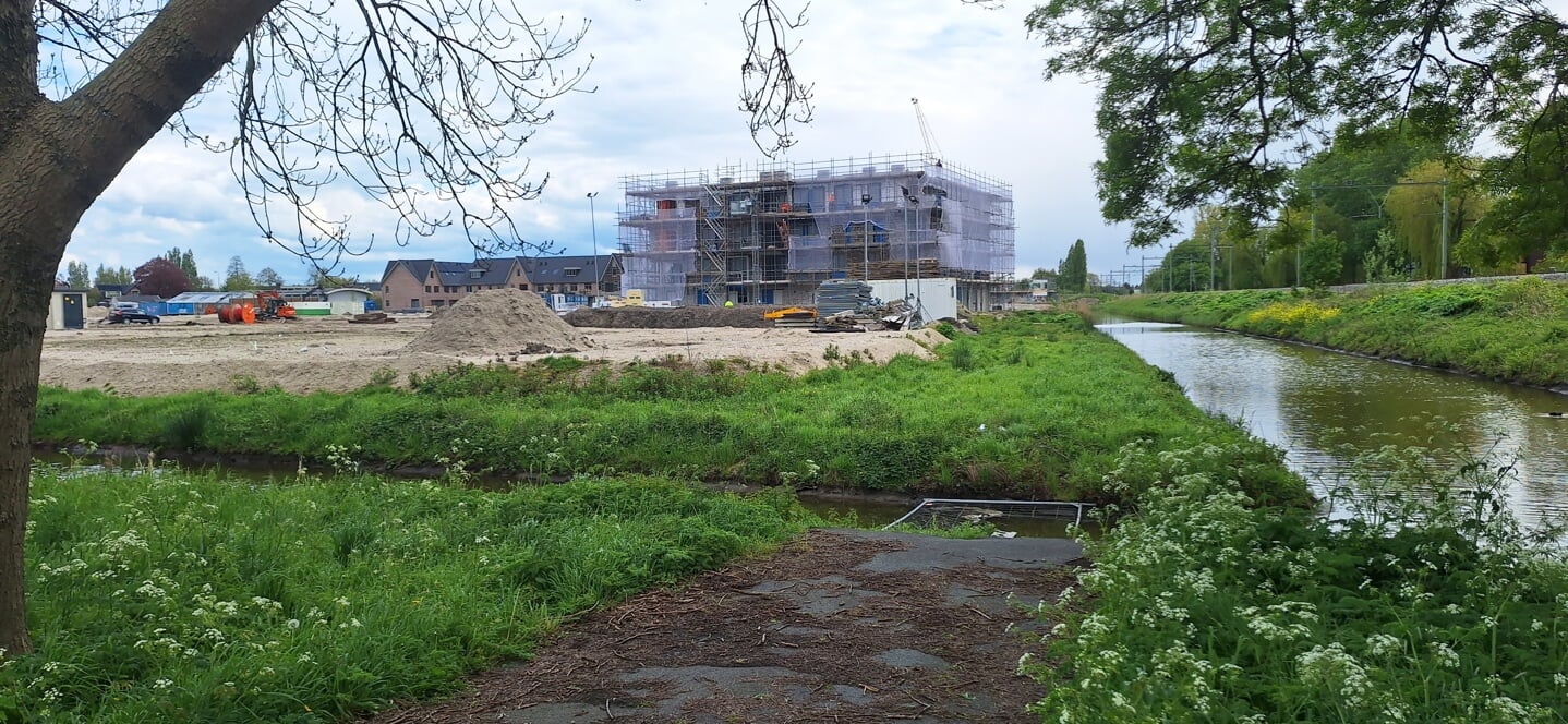De wijk in aanbouw, gezien vanaf het Molenpad in Pijnacker. 