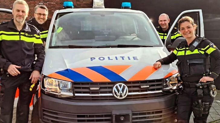 Het nieuwe wijkteam voor Leidschendam Midden-Noord (foto: politie LV).