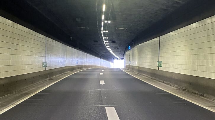 De nieuwe verlichting in de Sijtwendetunnel (foto: pr Rijkswaterstaat).