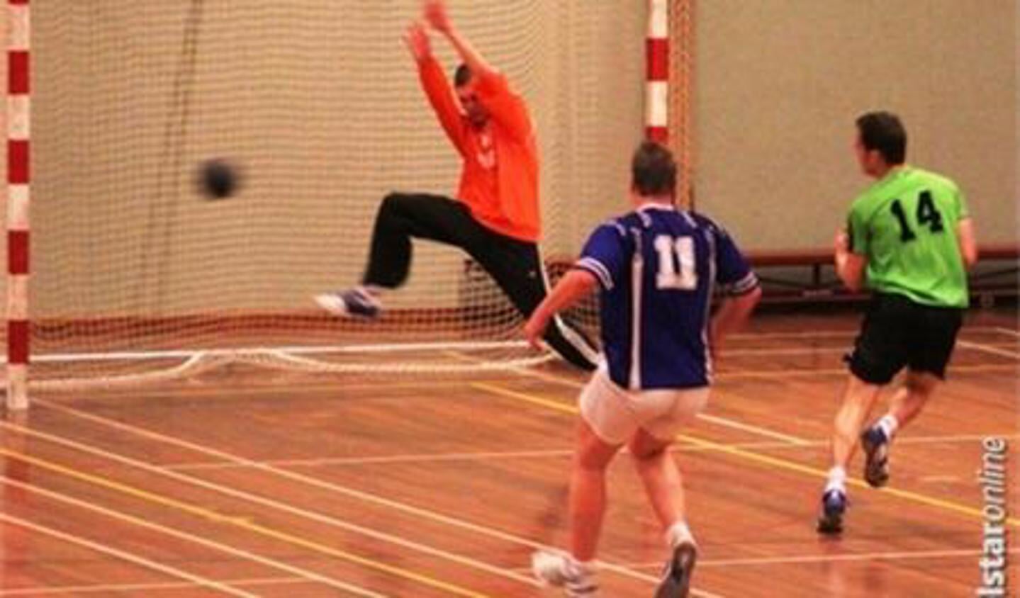 Junior Koen staat zijn mannetje.