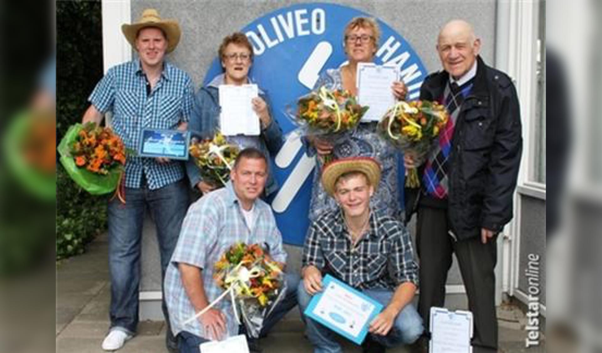 Oliveo Handbal zet vrijwilligers in een zonnetje.