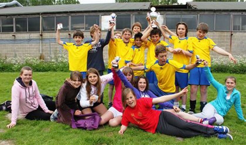 Bonte Tol wint de wisselbokaal. Foto: Mieke van Veen