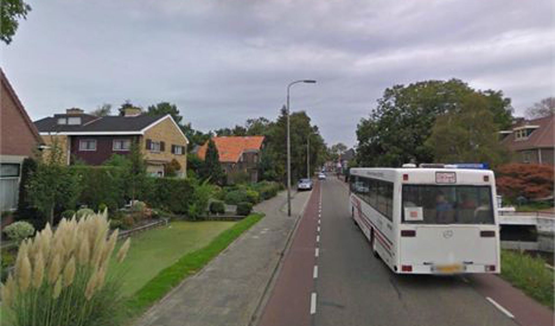 De Molenweg, vlakbij de Dorpsstraat en buurtschap Ipse in Nootdorp.