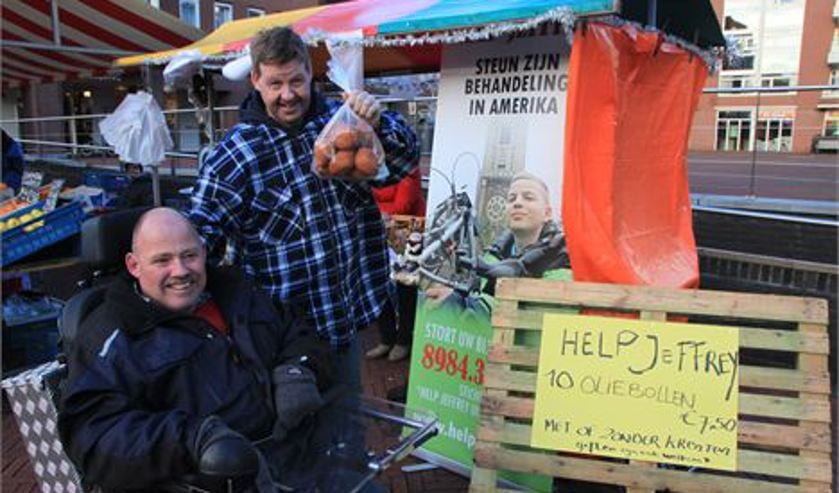John en Philip kwamen ook een zak bollen kopen.