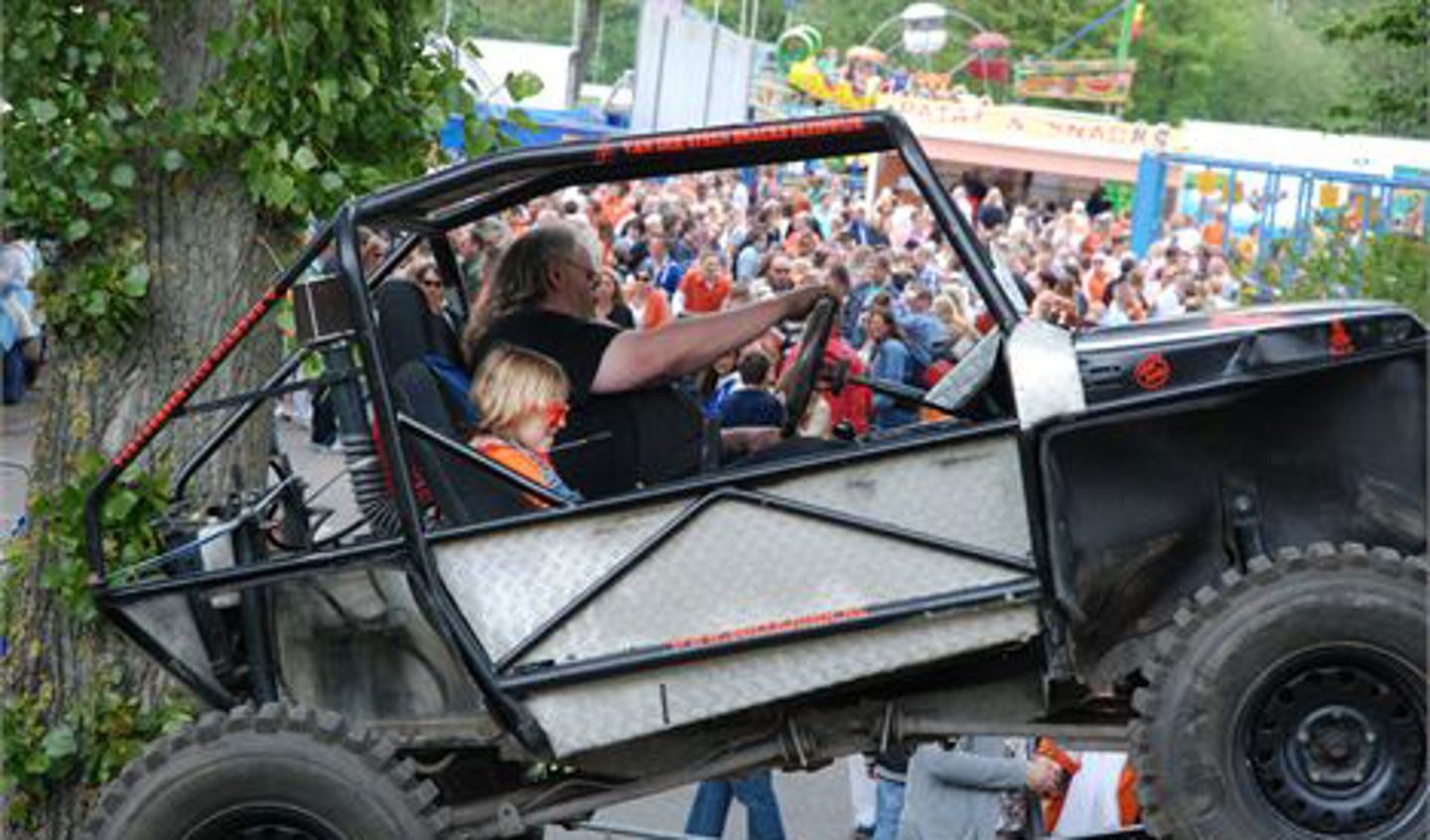 Op de Sportlaan werd onder andere een 4x4 spektakel gehouden. Foto: Martijn Mastenbroek