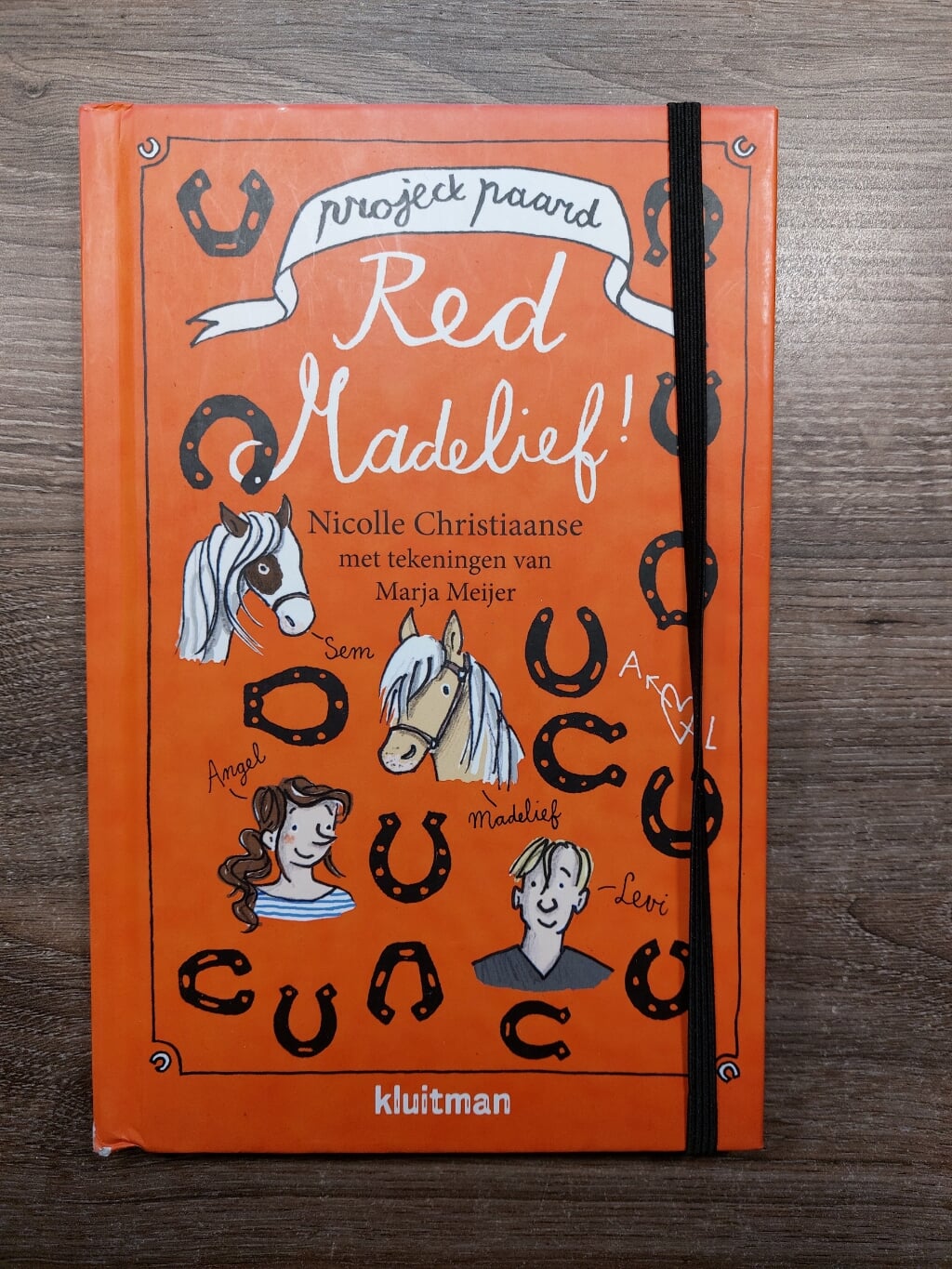 Project Paard - Red Madelief