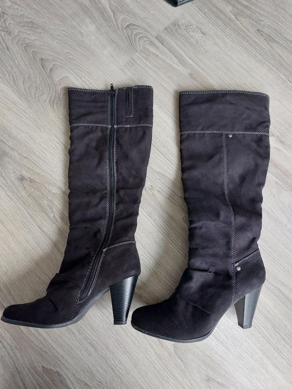 Zwart suede laars maat 37