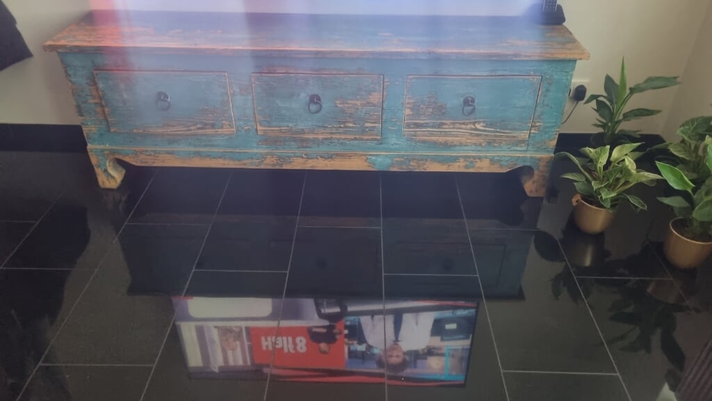 Tekoop  mooie kast 180 br