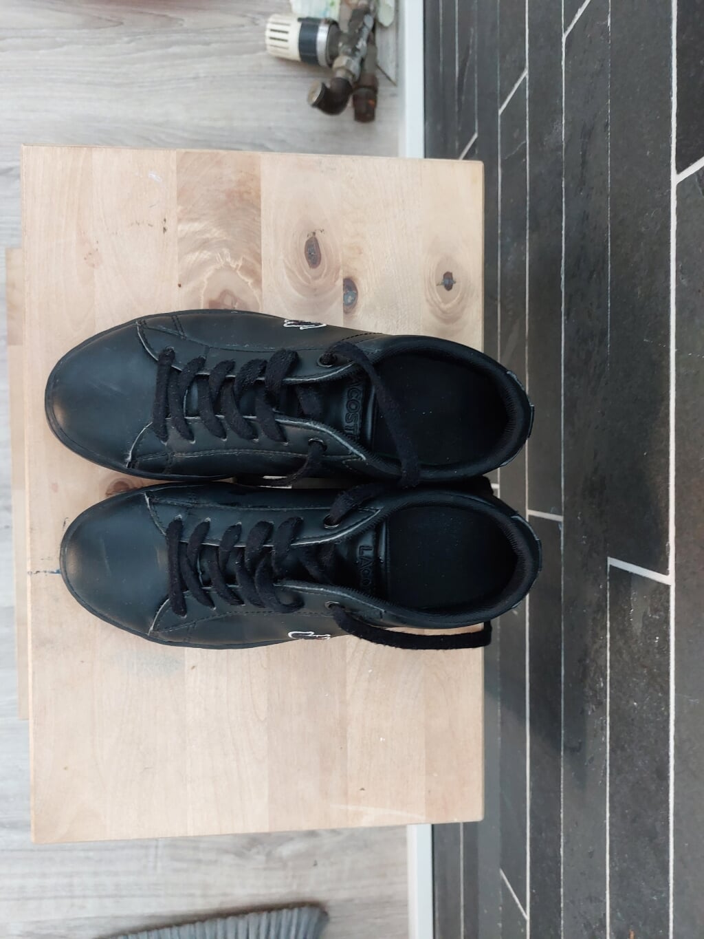 Zwarte lacoste schoen maat 34