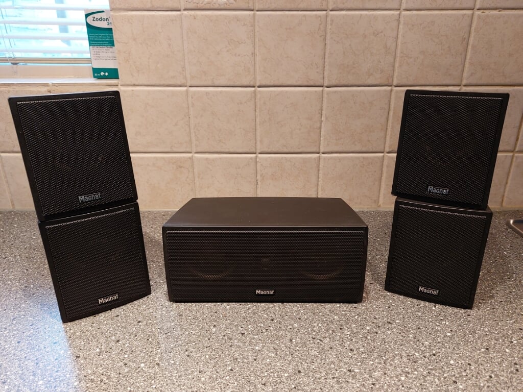 Magnaf 5.1 speakers