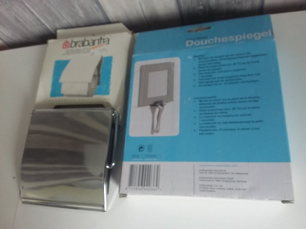 NIEUW! BRABANTIA TOILETROL-HOUDER en DOUCHE-SPIEGEL