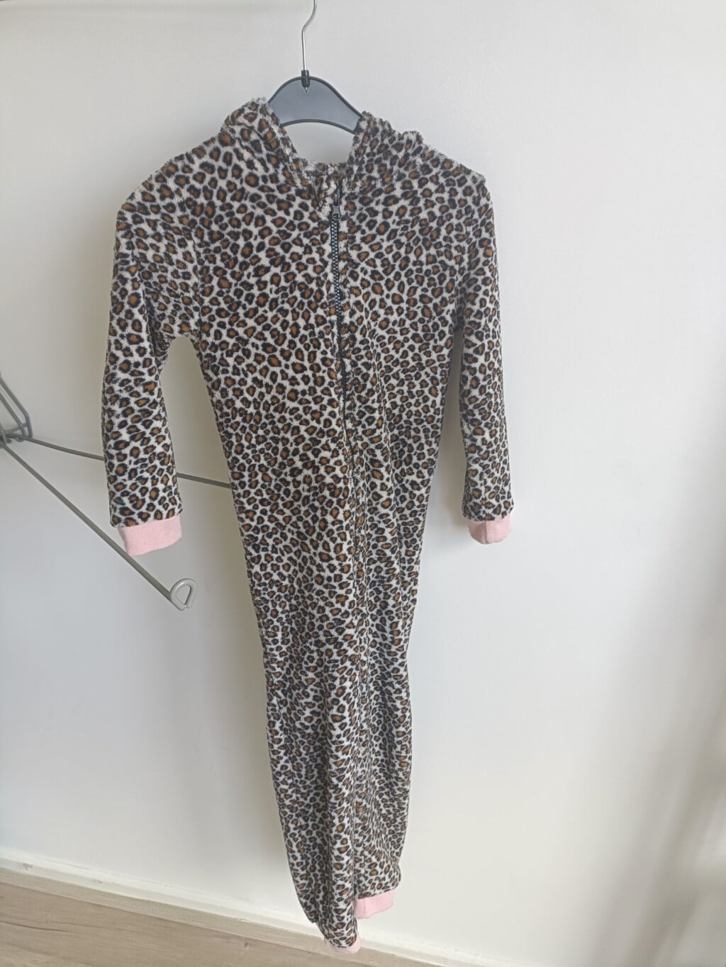 Onesie panter 110/116