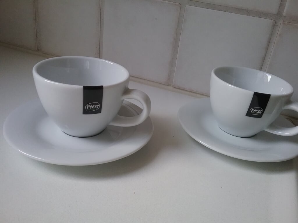 2 kop en schotels // Peeze // nieuw.