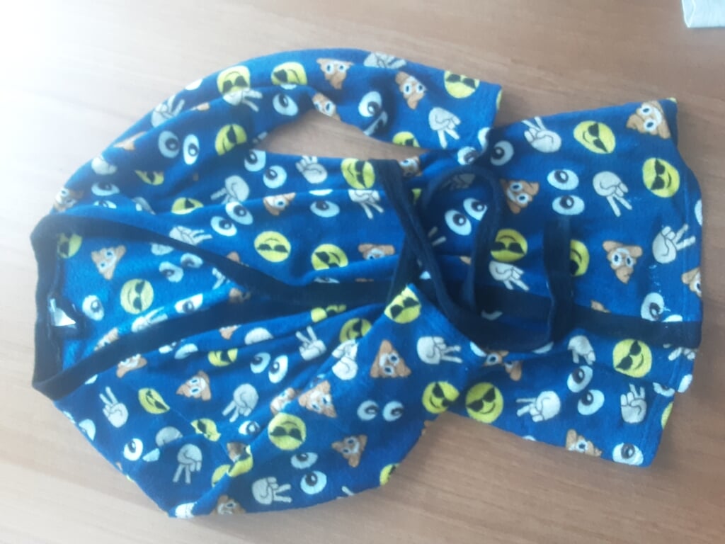 50% korting Badjas voor jongens mt 152/158 € 3,50