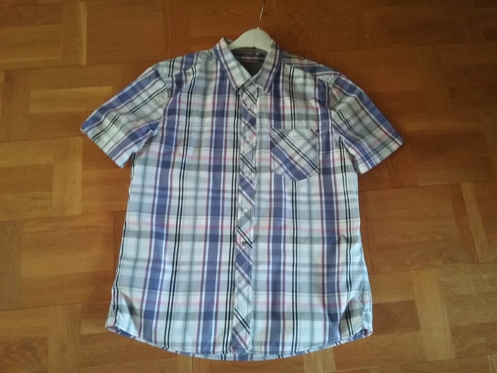 Overhemd met korte mouw // maat M