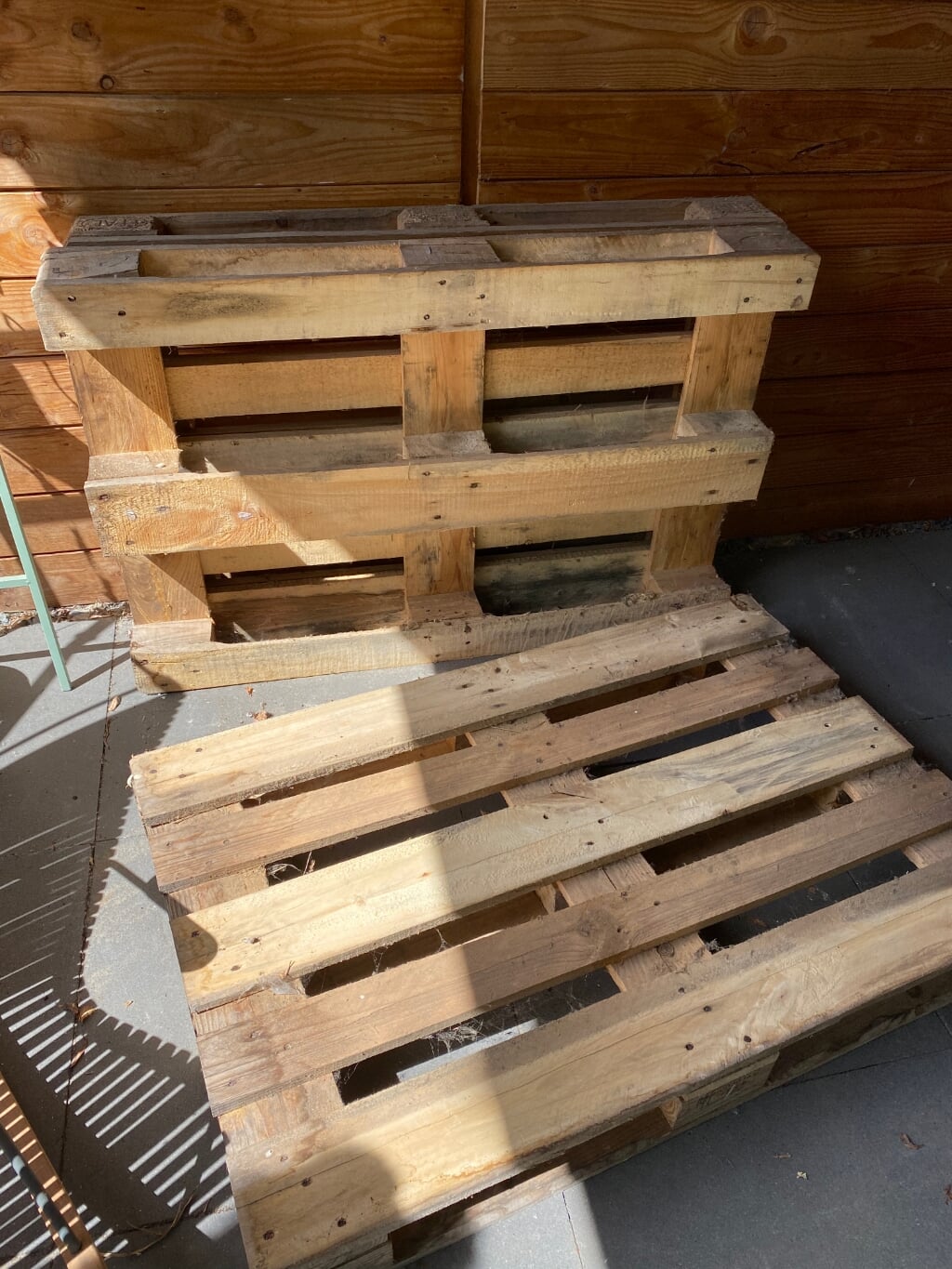 3 Europallets