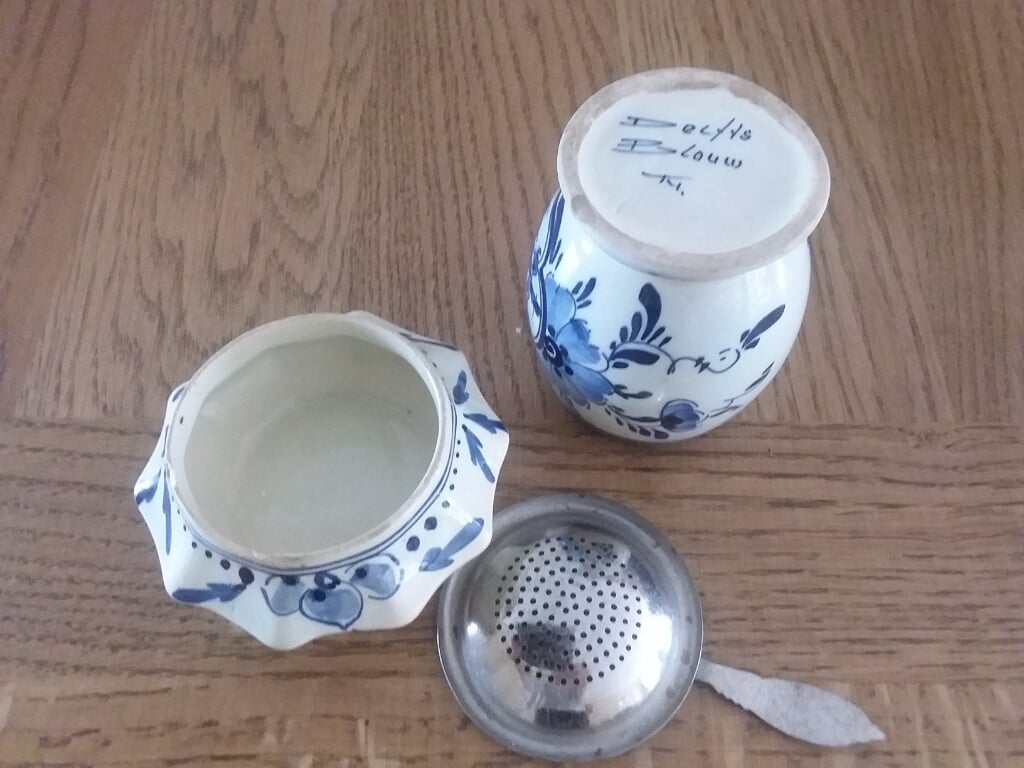 Origineel Delfts Blauwe LepelPotje en Thee-Zeefje!