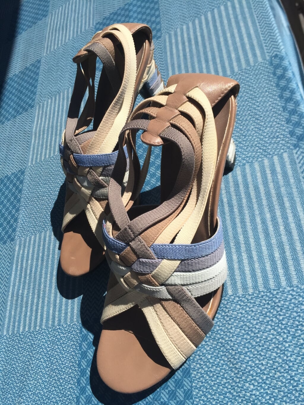 UNITED NUDE, pastel kleurige sandalen met mooie hak