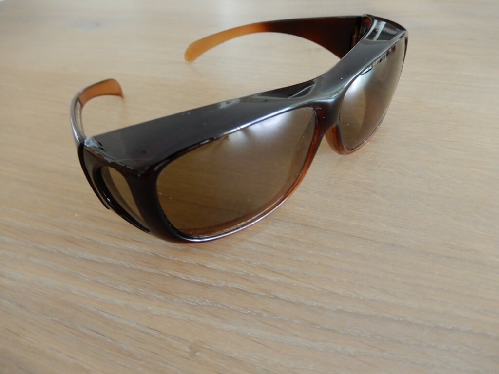 Ofar overzet zonnebril VZ0003B