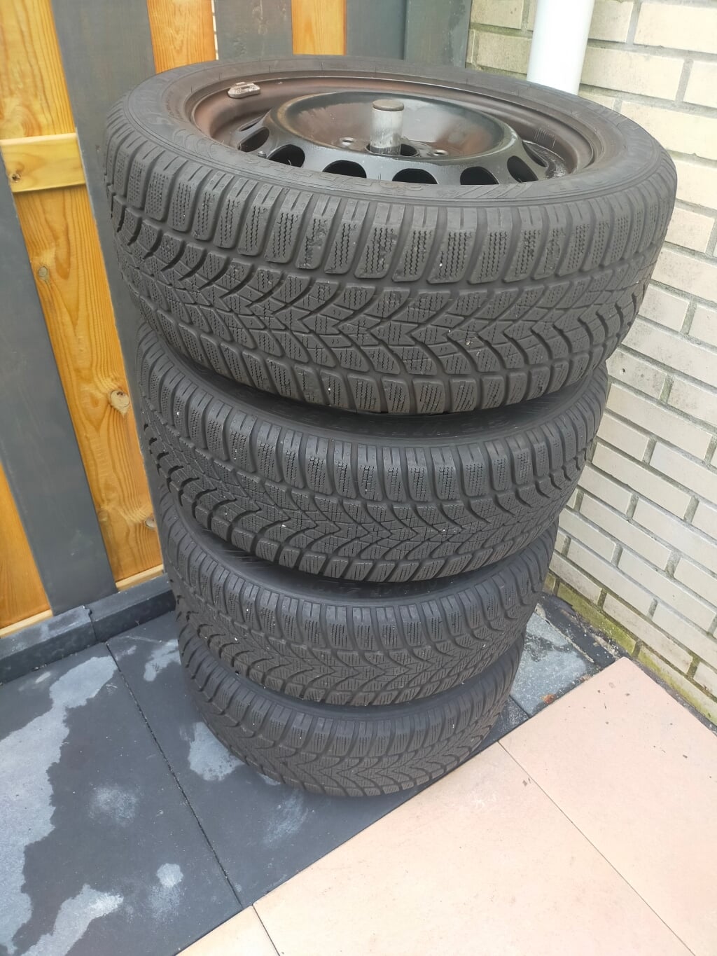 205/55R16 91H Dunlop Winterbandenset