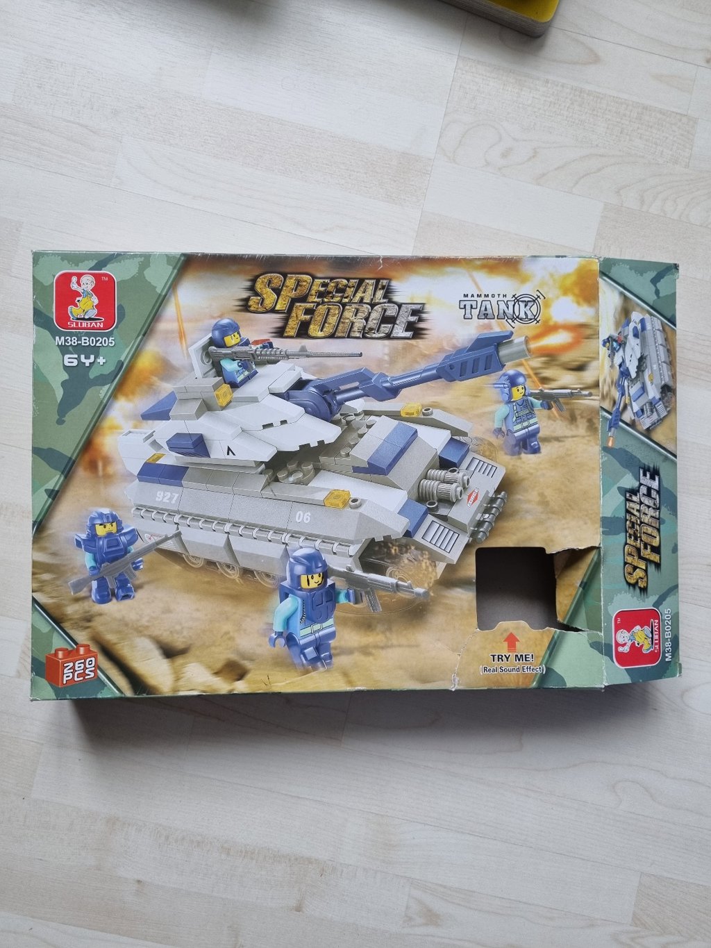 Special Force Tank nep lego in verpakking